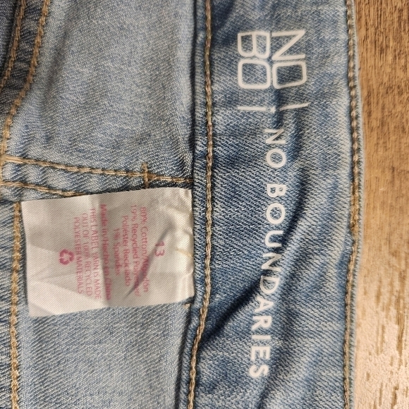 No Boundaries Jeans Juniors - Picture 9 of 10